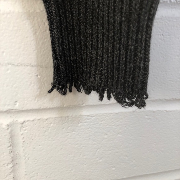 Dance & Marvel Grey Crop Sweater - Picture 4 of 8